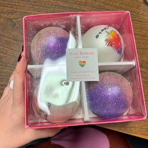 Isaac Mizrahi 4 Piece Ornament Set